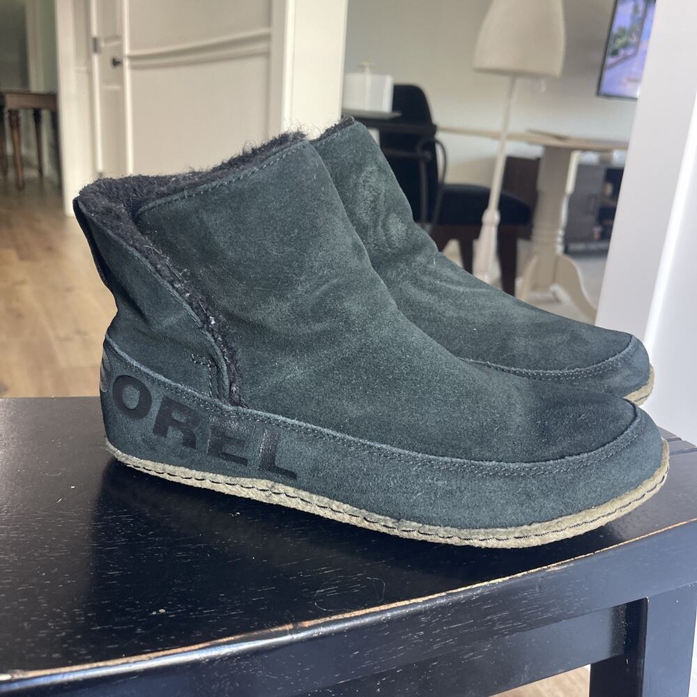 Sorel Nakiska Bootie Slip On Women Sz 8.5 Black Suede Lined Slip Resistant Sole